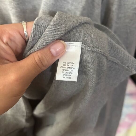 Banana Republic Gray V-Neck Sweater mens XL bamboo & Lycra Classic sustainable - Picture 4 of 6